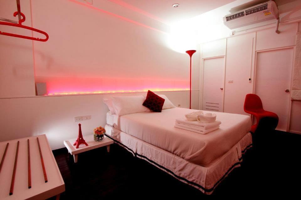 U431 Chaengwattana Hotel Nonthaburi Bagian luar foto
