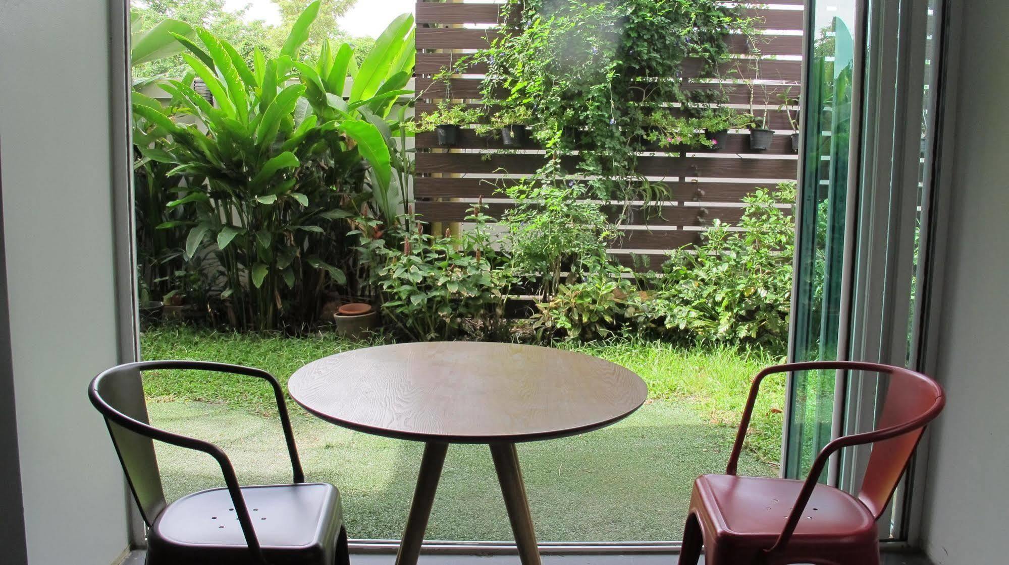 U431 Chaengwattana Hotel Nonthaburi Bagian luar foto